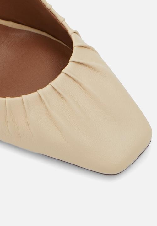 Call It Spring - Dallia heel - light yellow