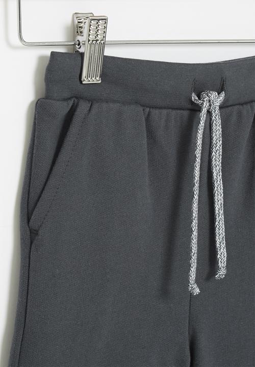 Pop Candy - Young boys single fleece short - charcoal