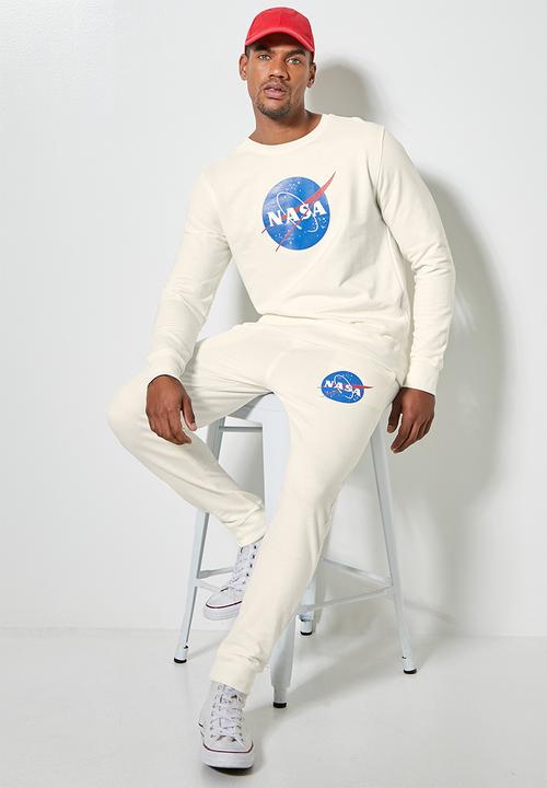 Superbalist - Nasa branded burger crew neck pullover sweat - ecru