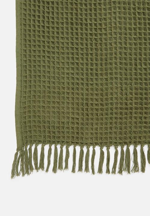 Sixth Floor - Waffle weave throw - green