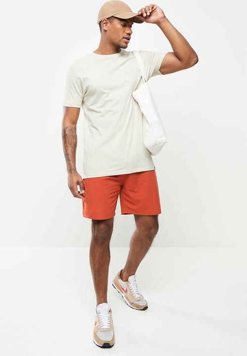 basicthread - Elastic waistband bermuda short - burnt orange