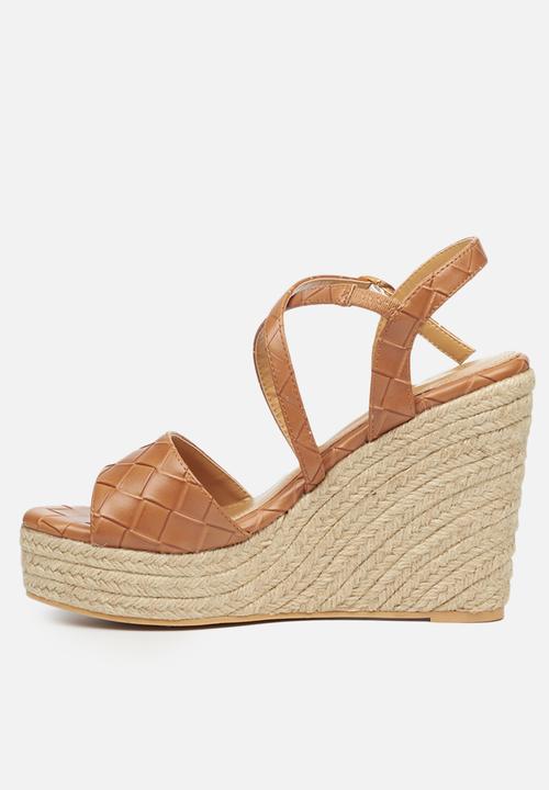 Butterfly Feet - Tiana 1 espadrille wedge - tan