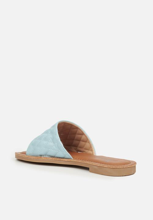 Butterfly Feet - Tassa 1 slide - blue