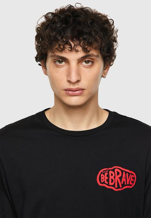 Diesel  - T-diegos-ls-k24 chest print tee - black