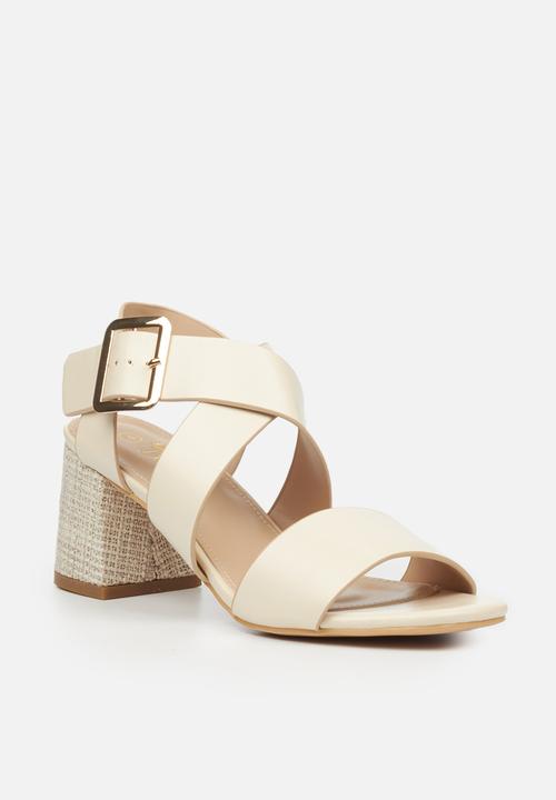 Butterfly Feet - Nicolsen 2 heel - beige