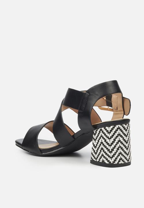 Butterfly Feet - Nicolsen 2 heel - black
