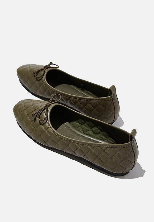 Cotton On - Essential rylee embellished ballet - soft moss khaki smooth quilted pu