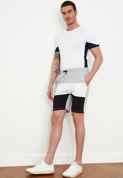 Trendyol - Colour block shorts - multi 