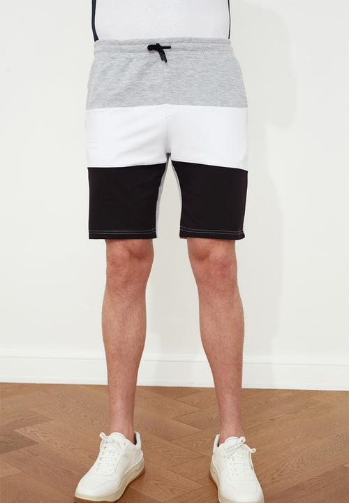 Trendyol - Colour block shorts - multi 