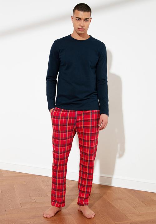 Trendyol - Check pants & long sleeve top sleep set - red & navy 