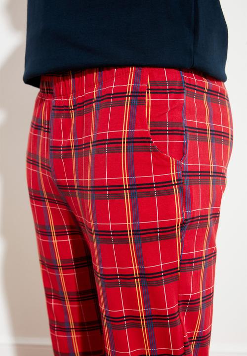 Trendyol - Check pants & long sleeve top sleep set - red & navy 
