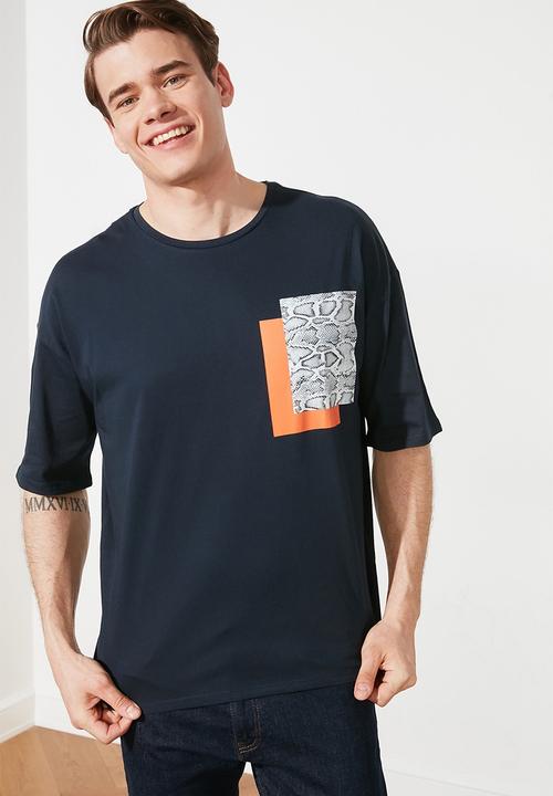 Trendyol - Chest print short sleeve tee - navy