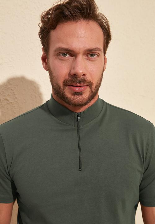 Trendyol - High neck quarter zip tee - khaki