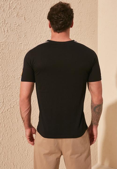 Trendyol - Short sleeve printed tee - black