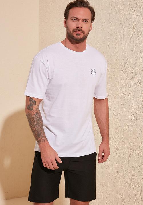Trendyol - Back vertical print short sleeve tee - white