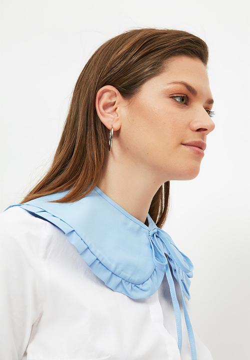 Trendyol - Peter pan collar - blue