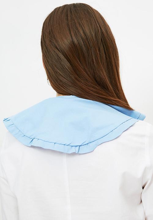 Trendyol - Peter pan collar - blue
