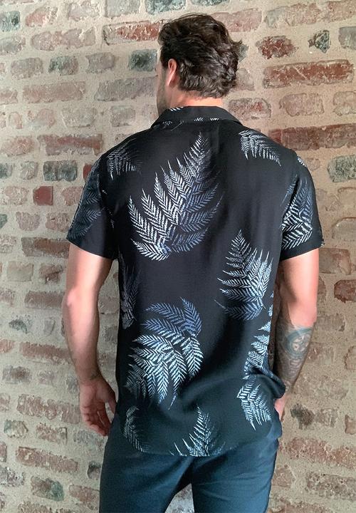 Trendyol - Leaf print short sleeve shirt - black