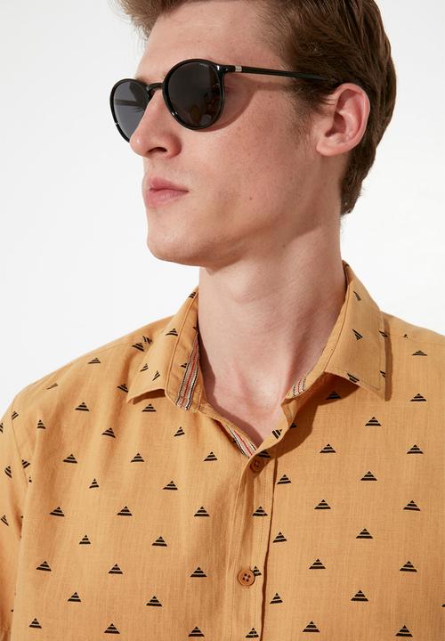Trendyol - Printed short sleeve shirt - mustard