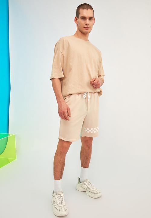 Trendyol - Leg print shorts - beige
