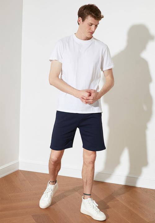Trendyol - Lucas plain shorts - navy