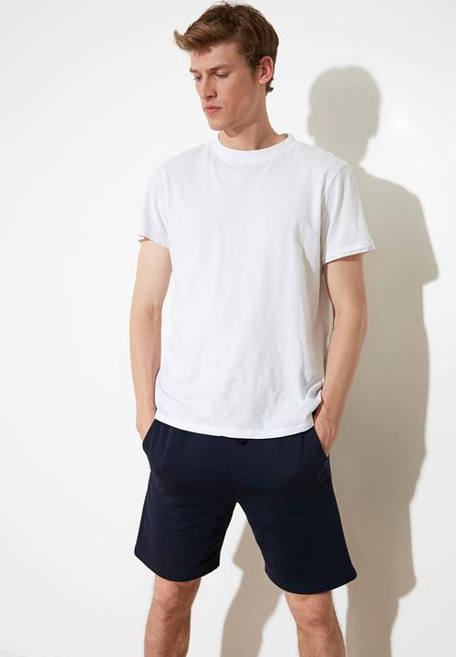 Trendyol - Lucas plain shorts - navy