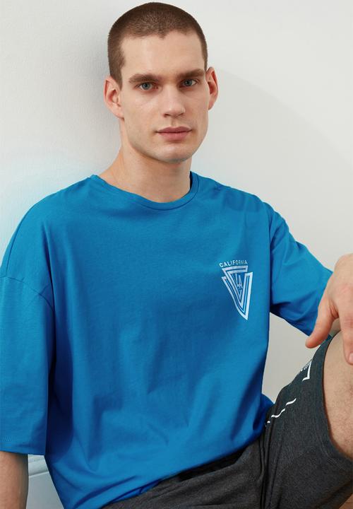 Trendyol - Triangle chest print short sleeve tee - turquoise