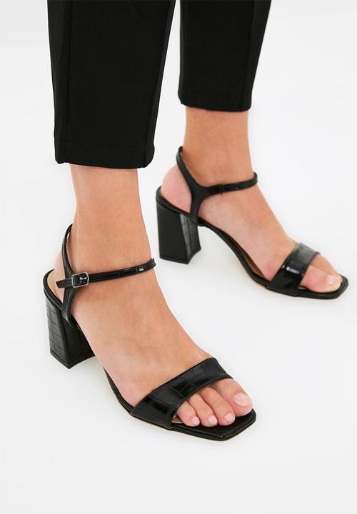 Trendyol - Croc barely there block heel - black