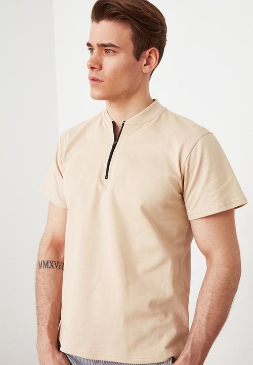 Trendyol - Quarter zip short sleeve tee - skin