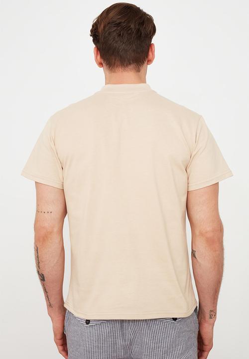 Trendyol - Quarter zip short sleeve tee - skin