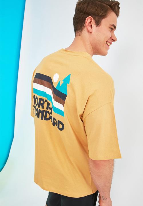 Trendyol - North standard printed short sleeve tee - mustard