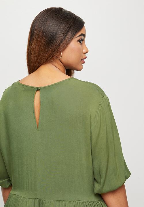 edit Plus - Short sleeve crew tiered midi - olive