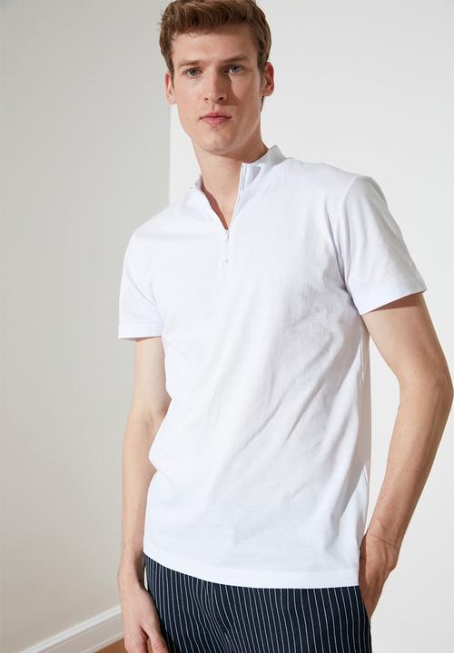Trendyol - High neck quarter zip tee - white