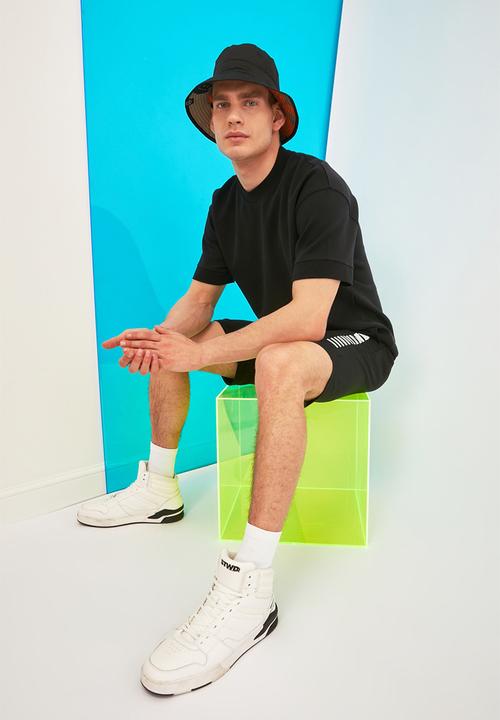Trendyol - Benzo stripe short sleeve tee - black