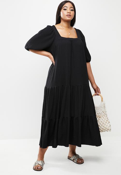 Me&B - Plus square neck tiered sack dress - black