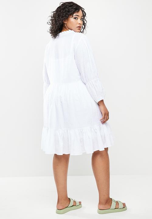 Blake - Dobby tiered mini dress - white