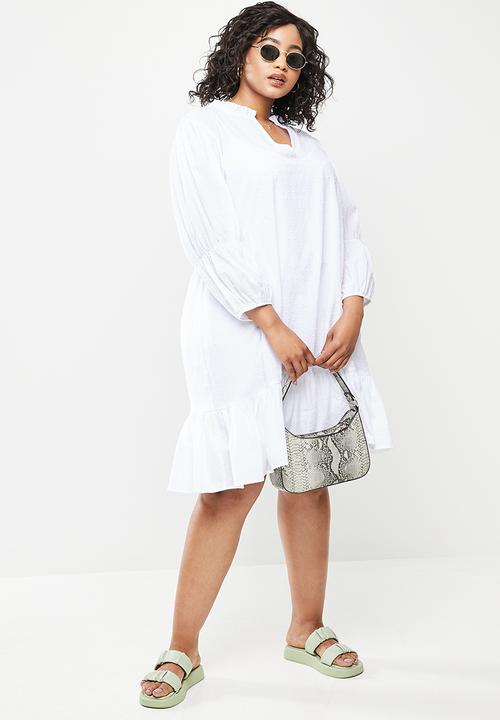 Blake - Dobby tiered mini dress - white