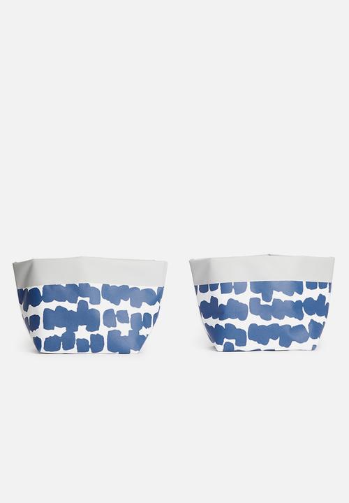 Inspired Vision Studios - Frosta set of 2 canvas planters - blue