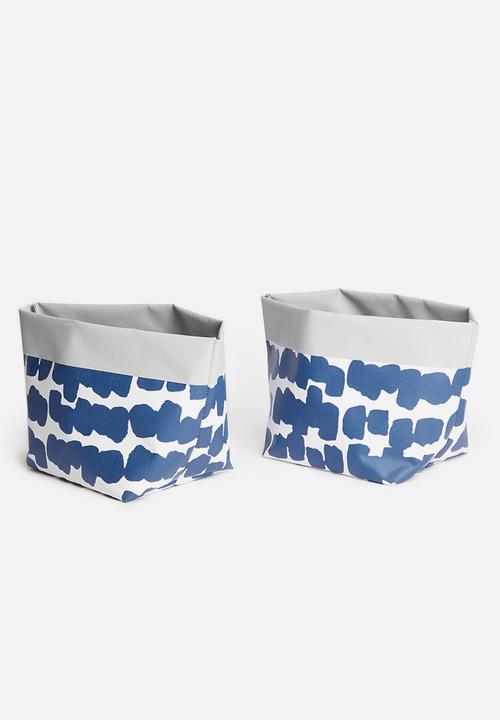 Inspired Vision Studios - Frosta set of 2 canvas planters - blue