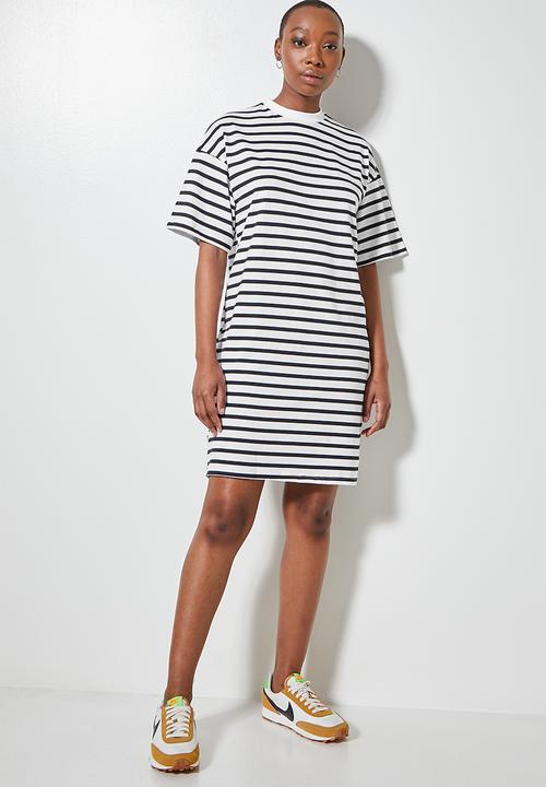 Superbalist - Oversize mini T-shirt dress - white with black stripe
