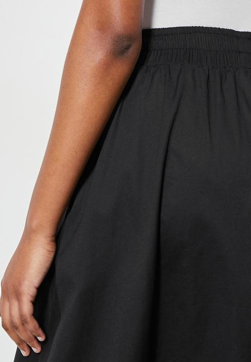 Superbalist - Poplin pull on midi skirt with pockets - black