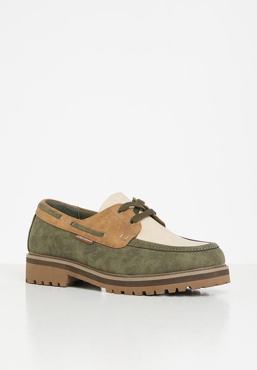 Jonathan D - J boat - olive