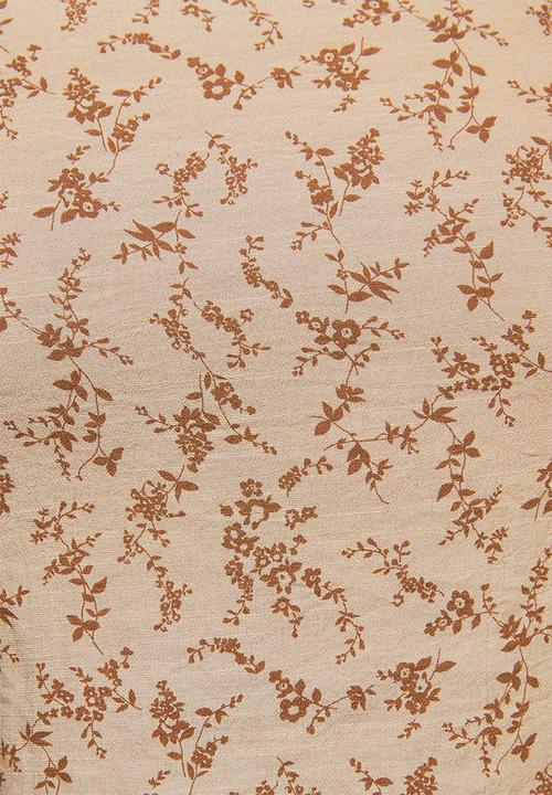 edit - Long sleeve V-neck shell - natural floral