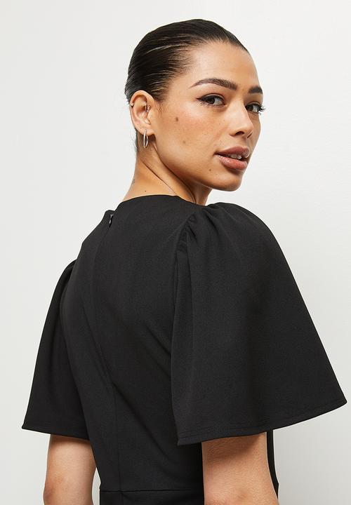 edit - Crepe flutter sleeve fit & flare - black