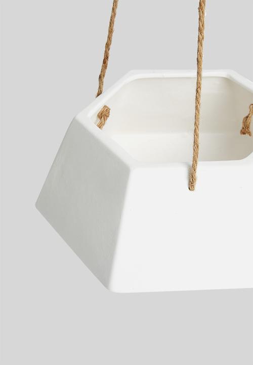 Grey Gardens - Diamond shape hanging planter - white