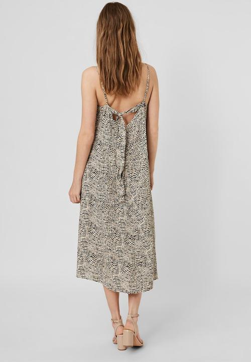 Vero Moda - Sia singlet calf dress - rainy day