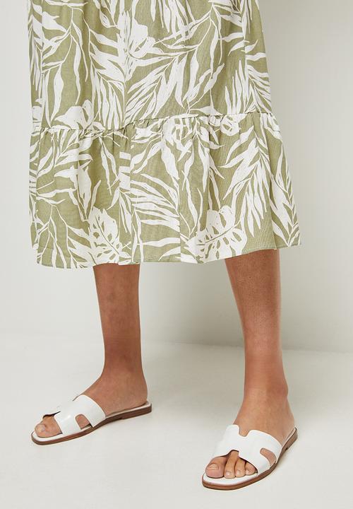 MILLA - Tiered maxi skirt - green & white 
