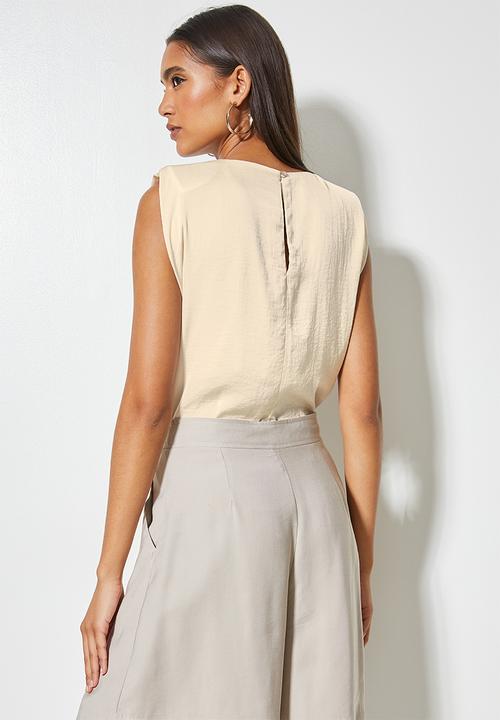 VELVET - Muscle shoulderpad blouse with gauged neck detail - neutral 