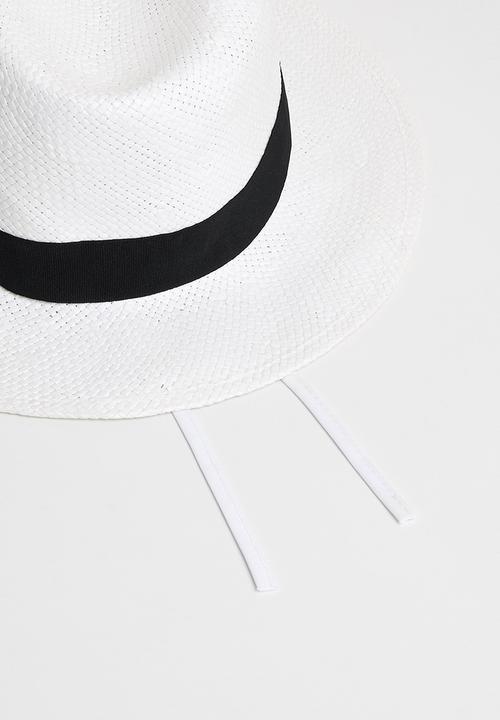 Superbalist - Black trim panama hat - white