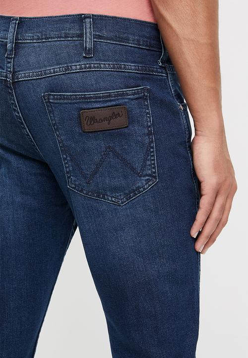 Wrangler - Greensboro regular tapered jeans - blue